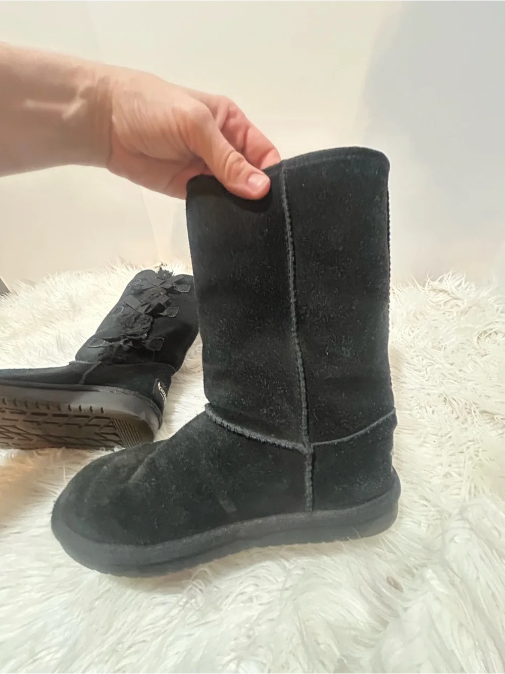 Kids Sz 2 Black Koolaburra Boots with Bow Detail
